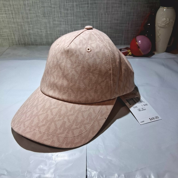 MICHAEL KORS Women's Cap Pink CLASSIC MK BRAND-NEW w/tags - Picture 5 of 5
